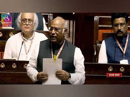 राज्यसभा में खड़गे की टिप्पणी पर सत्ता पक्ष और विपक्ष के बीच देखी गई तीखी नोकझोंक, महिला उम्मीदवारों के चयन के तरीके पर दिया था बयान
