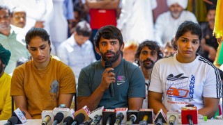 “हम अपने मेडल को गंगा में बहाने जा रहे हैं और फिर इंडिया गेट पर आमरण अनशन…”, पहलवानों का देश के नाम खुला पत्र