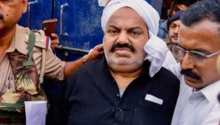 अतीक अहमद के भाई ने फिर जतायी अपनी जान को खतरे की आशंका
