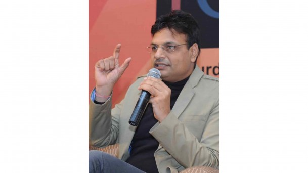 जब ईद पर घर नहीं जा सके थे इरशाद कामिल