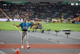 गोल्डन बॉय नीरज चोपड़ा ने देश को दिया जश्न का मौका, राष्ट्रपति मुर्मू से लेकर पीएम मोदी जीत से गदगद