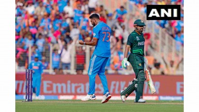 महामुकाबला: भारतीय गेंदबाजों ने तोड़ी पाकिस्तान टीम की कमर, 191 पर किया ऑल आउट