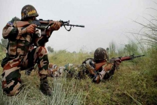 Jammu and Kashmir Terrorist attack on CRPF team in Pampore Pulwama two  soldiers martyred 5 injured : Outlook Hindi