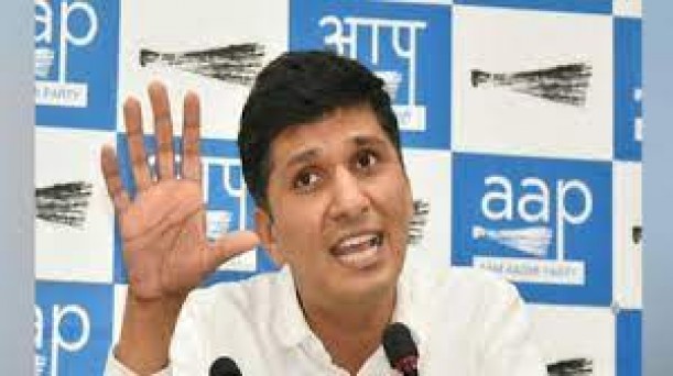 दिल्ली: महिला अधिकारी ने सौरभ भारद्वाज पर लगाया 'जबरदस्ती' का आरोप, आप ने आरोपों को किया खारिज