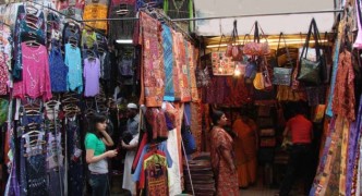 नीतियों ने किया बंटाधार
