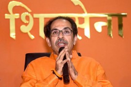 राहुल गांधी को उद्धव ठाकरे की दो टूक, कहा- सावरकर हमारे आदर्श, उनका अपमान बर्दाश्त नहीं करेंगे