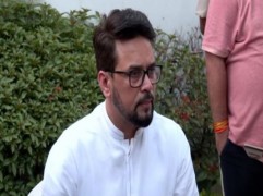 '15 जून तक जांच खत्म, तब तक प्रदर्शन पर रोक', WFI चुनाव पर भी चर्चा, बैठक में खेल मंत्री और पहलवानों में बनी सहमति