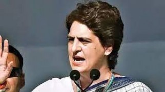प्रियंका गांधी अगले महीने एमपी के धार जिले में रैली को करेंगी संबोधित, कांग्रेस ने 19 सितंबर को शुरू की 'जन आक्रोश यात्रा' ।