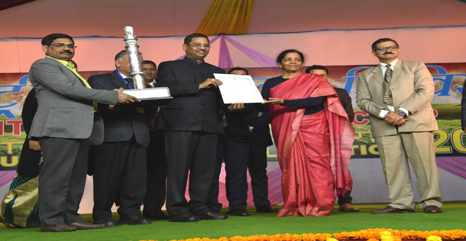 भारतीय कृषि अनुसंधान परिषद की झांकी, ‘किसान गाँधी’ को मिला प्रथम पुरस्कार। 