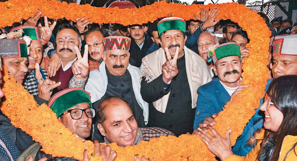 हिमाचल प्रदेश: ‘पेंशन पुरुष’ की चुनौतियां