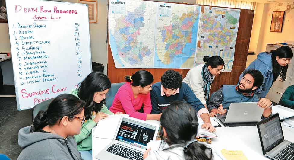 शीर्ष 130 बीबीए संस्थान